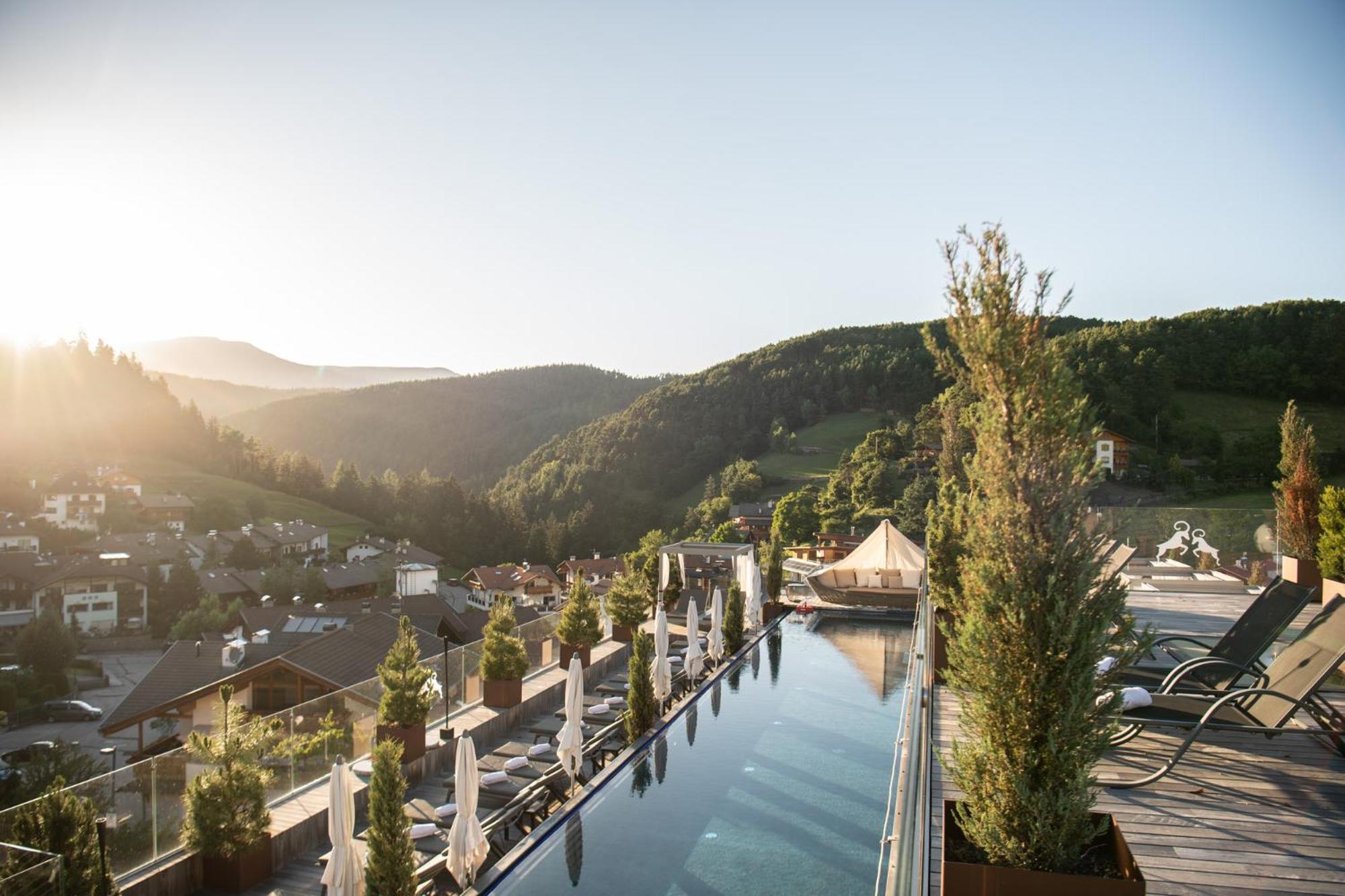 ABINEA Dolomiti Romantic SPA Hotel Castelrotto Exterior foto